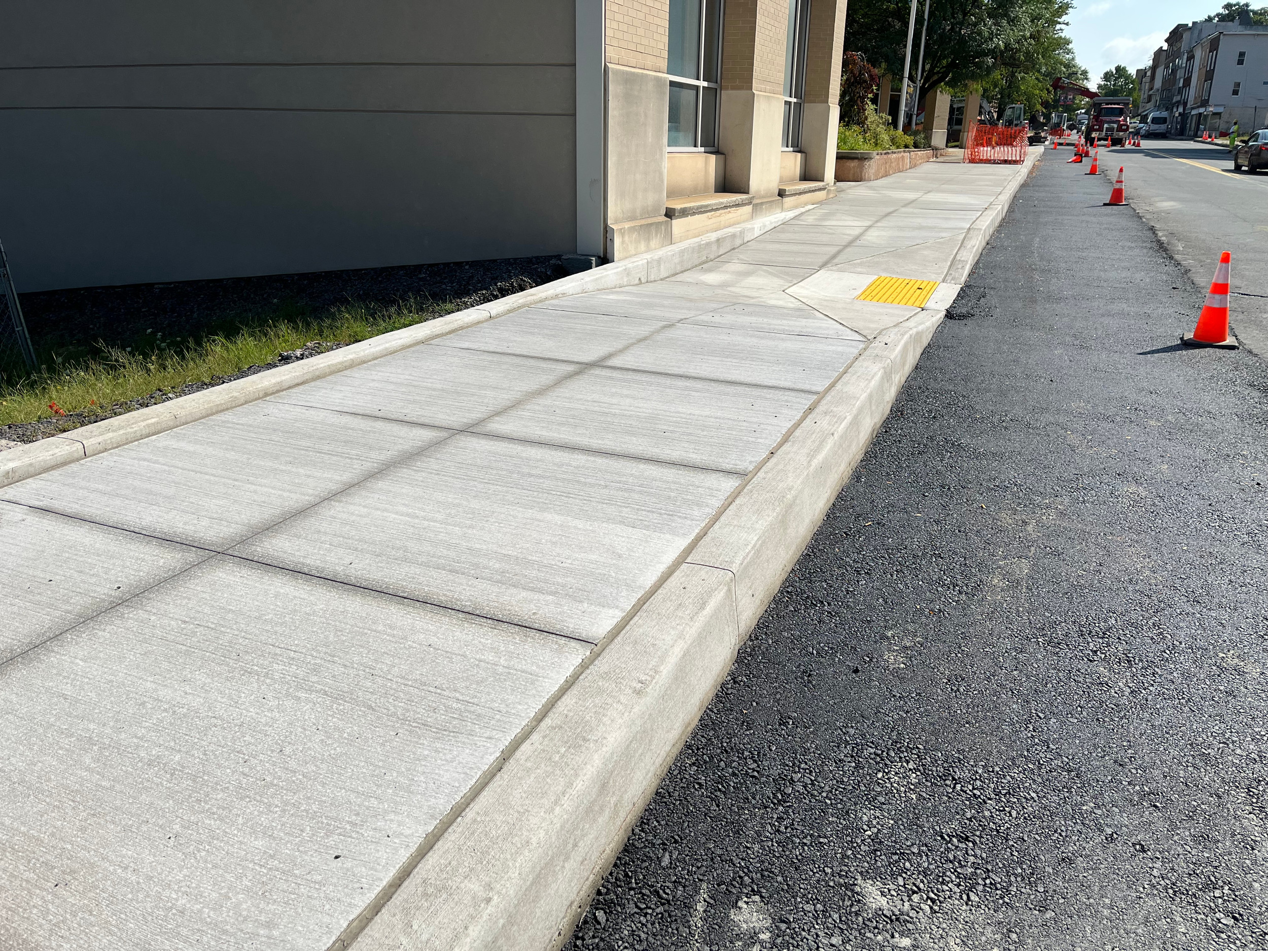 Sidewalks and Curbs in Houston TX project example 1 - Commercial Concrete Contractors Houston TX